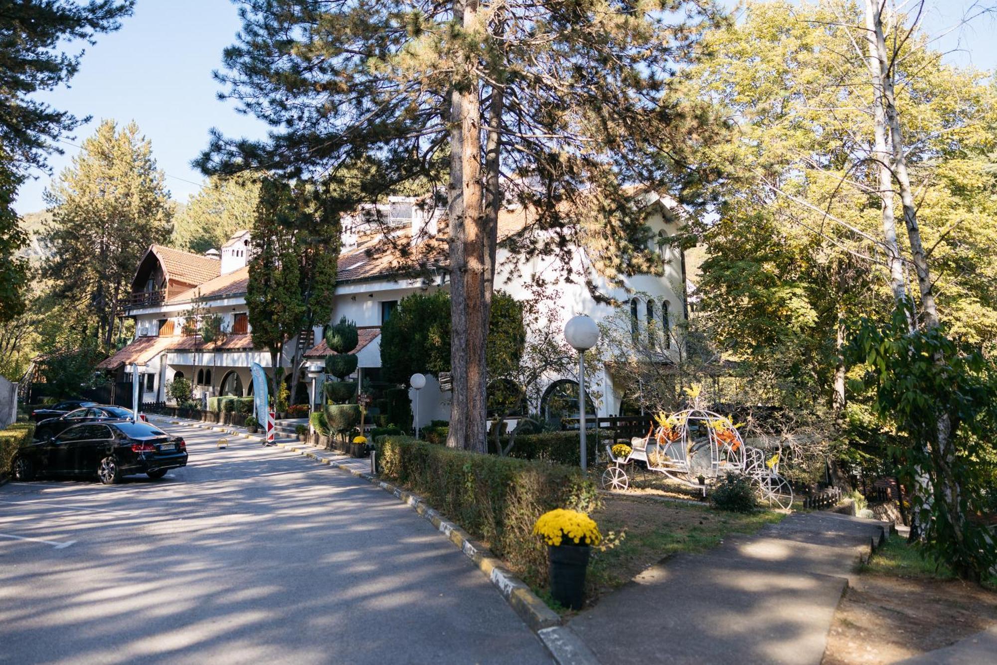 Euro Hotel Gradche Kočani Exterior foto
