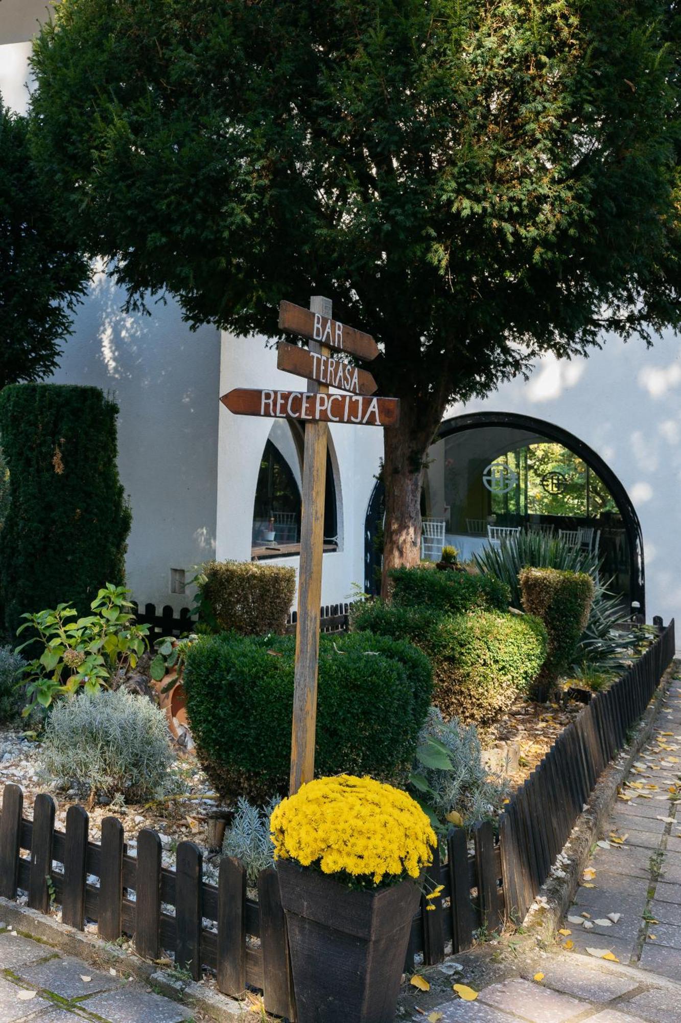 Euro Hotel Gradche Kočani Exterior foto